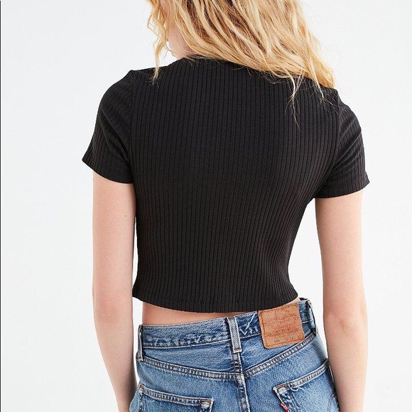 Urban Outfitters Hook + Eye Annabella Cropped Top - Picture 2 of 5